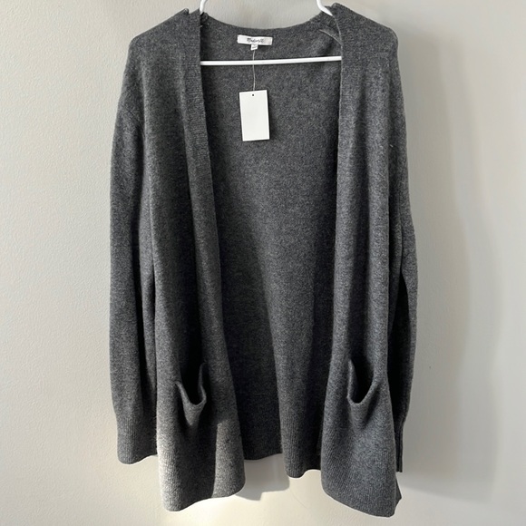 Madewell Sweaters - Super soft!!! Grey Madewell Cardigan